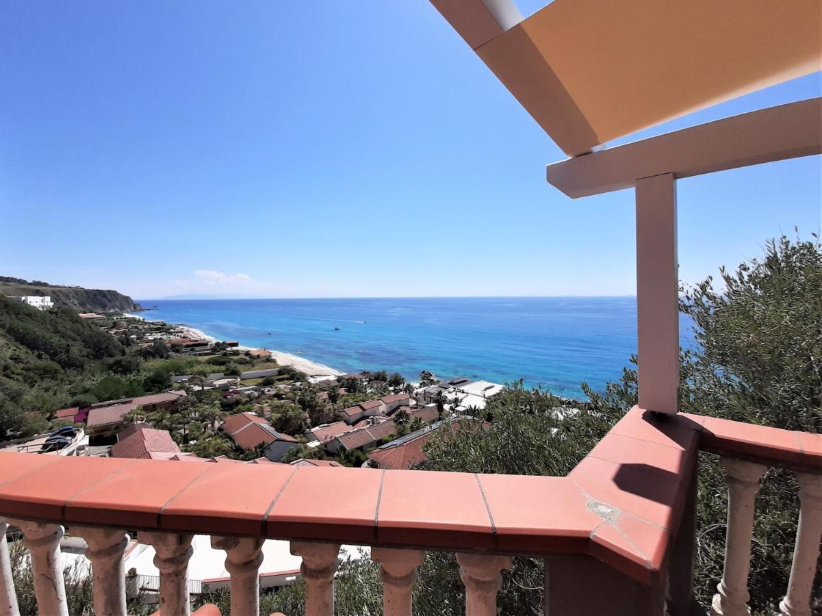 Case Vacanze Pietragrande Capo Vaticano Exterior photo